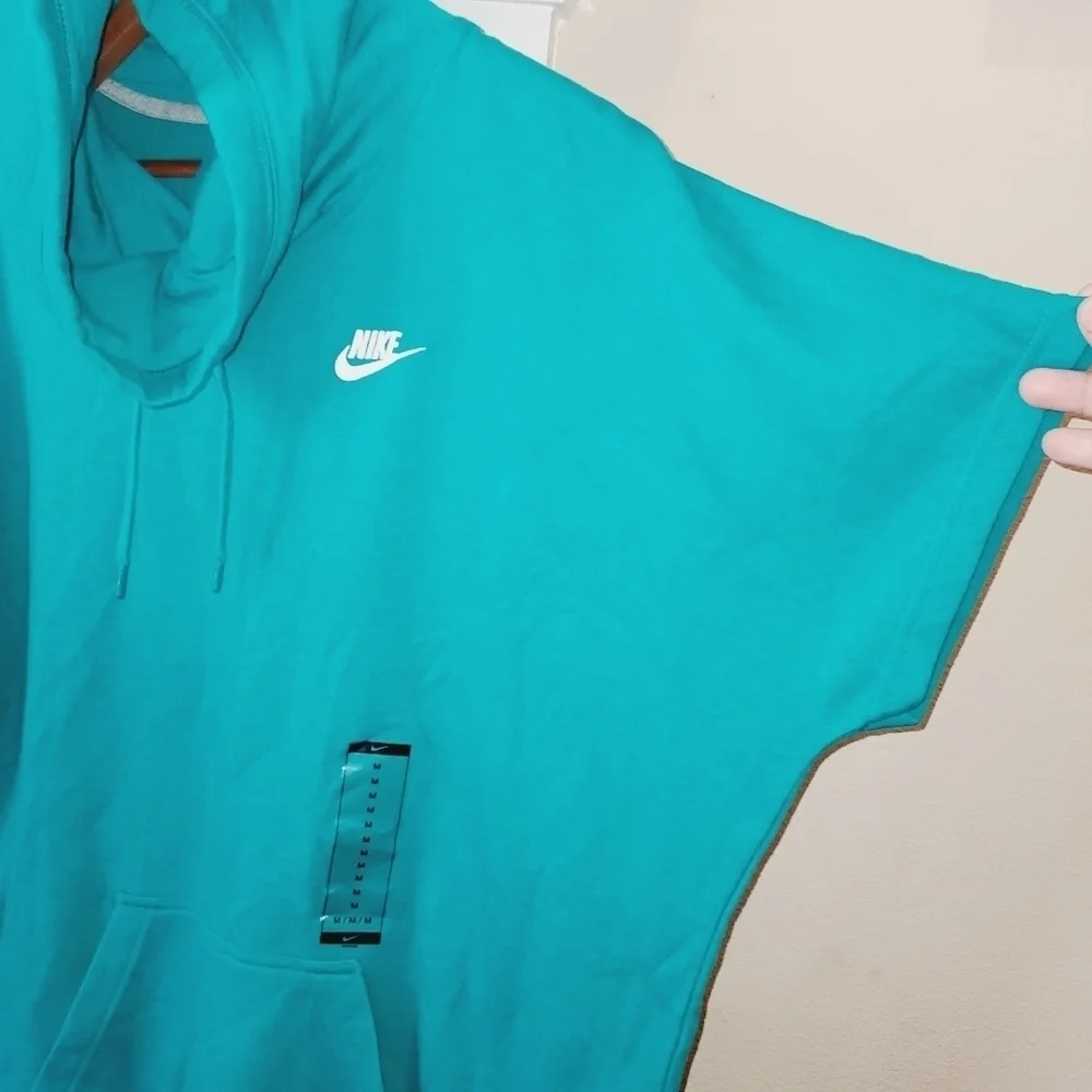 NIKE Short Sleeve Pullover Cowell Neck Sweatshirt - Picture 5 of 11